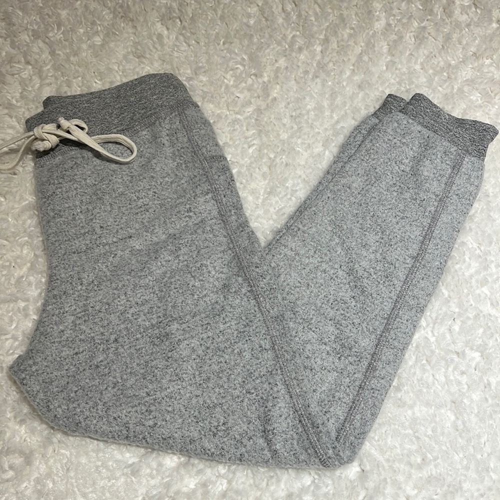 SIX / FIFTY Sweatpants Joggers Inside out Small Gray EUC